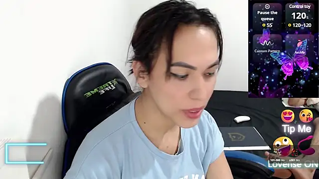 Snapshot of arianablue69 chatting on 03/20/25, 05:46 arianablue69 online show from 03/20/25, 05:46