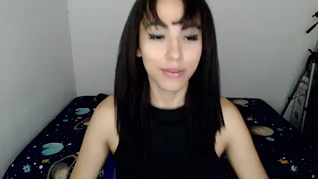 Snapshot of arianablue69 chatting on 02/16/25, 03:47 arianablue69 online show from 02/16/25, 03:47