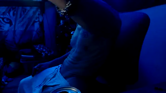 justinewe69 online show from 04/13/26, 07:56