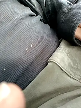 justinewe69 online show from 02/01/26, 07:45