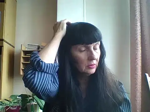 MelanyBanks online show from 10/29/25, 08:24