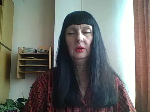 MelanyBanks online show from 10/13/25, 07:43