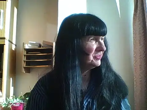 MelanyBanks online show from 11/19/25, 08:25