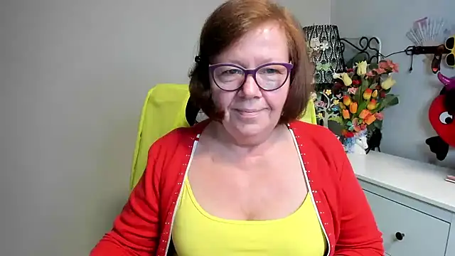 Adelewildx online show from 05/25/26, 02:11
