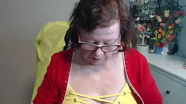 Adelewildx online show from 04/09/26, 06:19