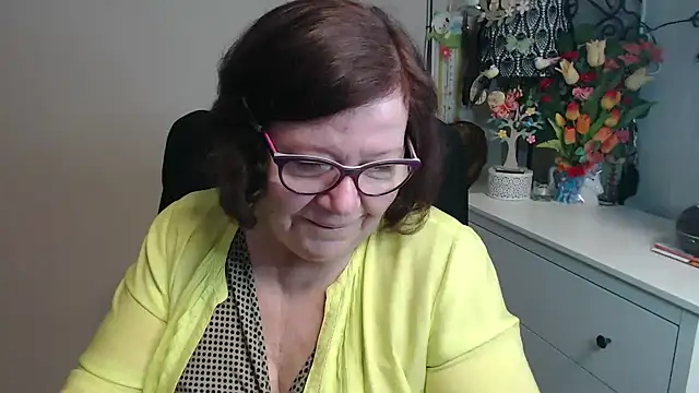 Adelewildx online show from 04/02/26, 03:35