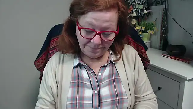 Adelewildx online show from 11/25/25, 03:18