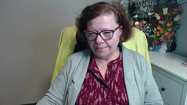 Adelewildx online show from 05/07/26, 02:49