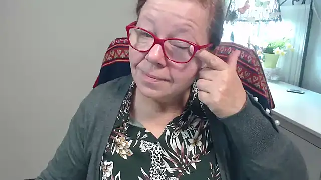 Adelewildx online show from 10/16/25, 03:26