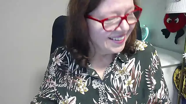 Adelewildx online show from 03/11/25, 07:46