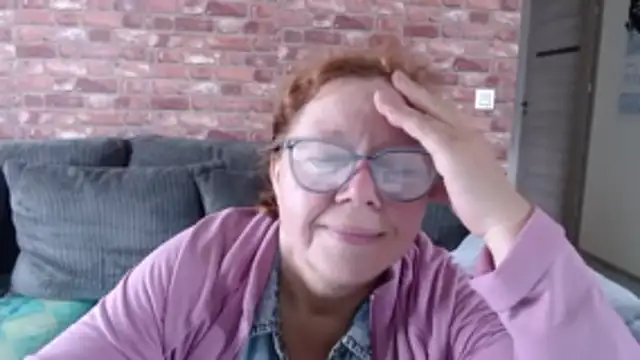 Adelewildx online show from 10/17/25, 10:50