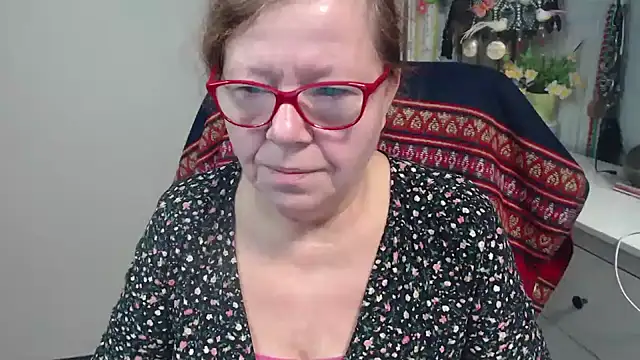 Adelewildx online show from 11/11/25, 04:51