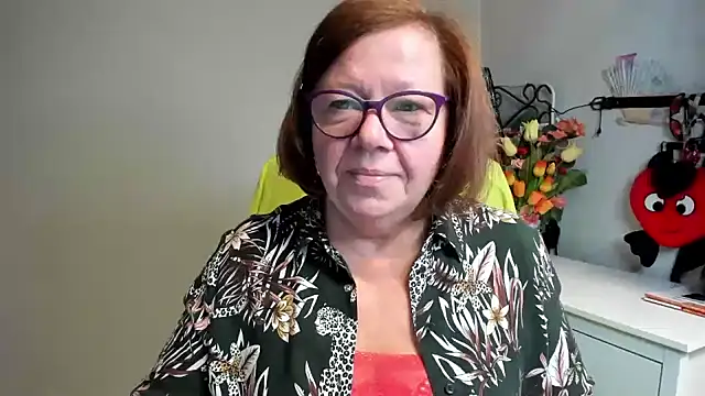 Adelewildx online show from 06/17/26, 03:39