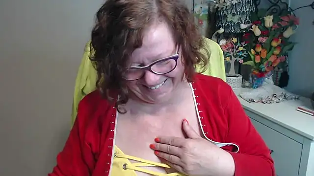 Adelewildx online show from 05/04/26, 02:59