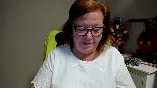 Adelewildx online show from 07/30/26, 02:43