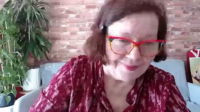 Adelewildx online show from 04/04/26, 09:05