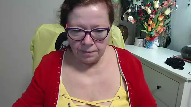 Adelewildx online show from 02/17/26, 04:32