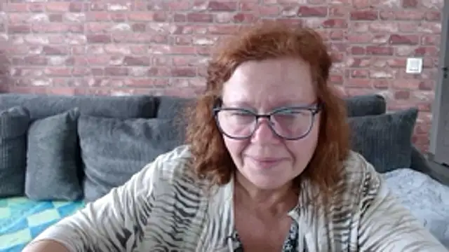 Adelewildx online show from 10/11/25, 11:22