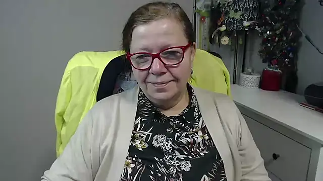 Adelewildx online show from 12/19/25, 04:49