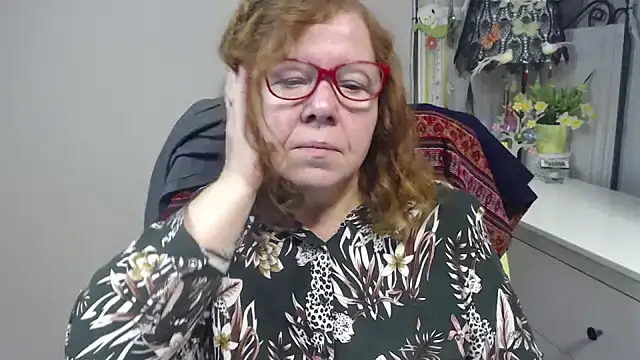 Adelewildx online show from 11/04/25, 04:05