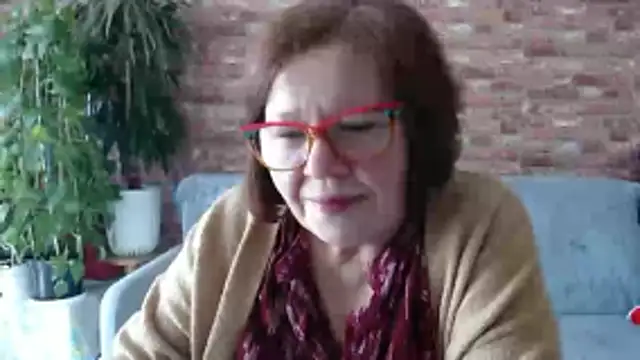 Adelewildx online show from 04/18/26, 10:17