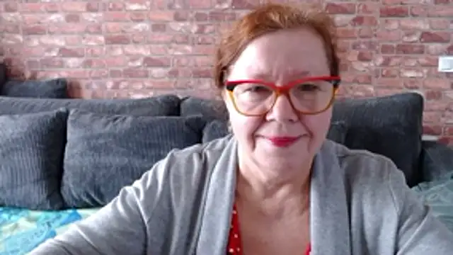 Adelewildx online show from 12/14/25, 10:21