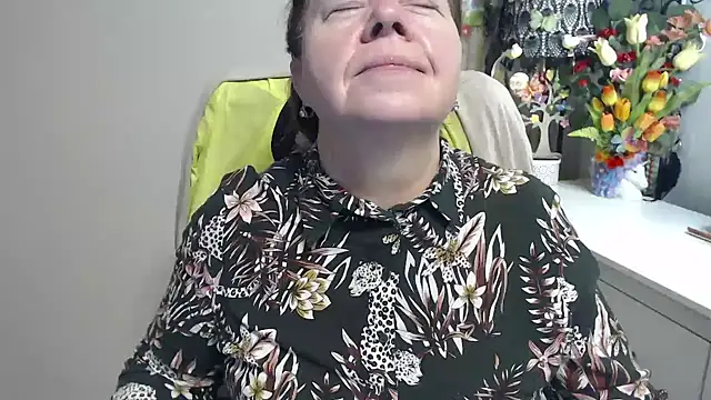 Adelewildx online show from 03/17/26, 04:48