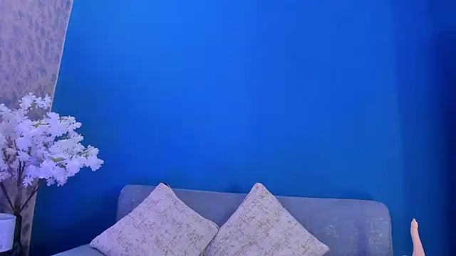 Snapshot of BellaMarieX chatting on 11/12/25, 12:04 BellaMarieX online show from 11/12/25, 12:04