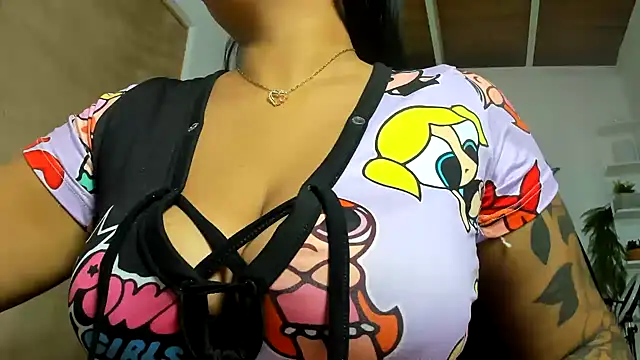 Snapshot of darsha_sahu chatting on 12/20/25, 02:03 darsha sahu online show from 12/20/25, 02:03