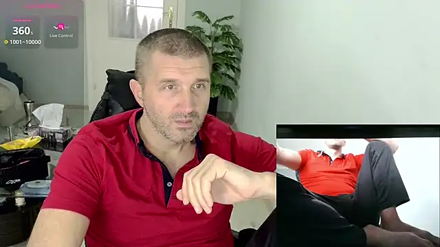 Snapshot of Maribor chatting on 11/12/25, 07:56 Maribor online show from 11/12/25, 07:56