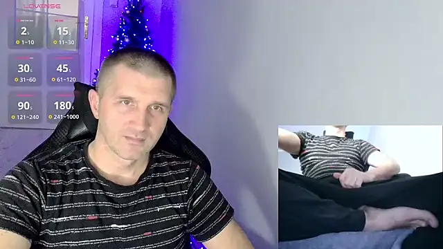 Snapshot of Maribor chatting on 12/17/25, 02:11 Maribor online show from 12/17/25, 02:11