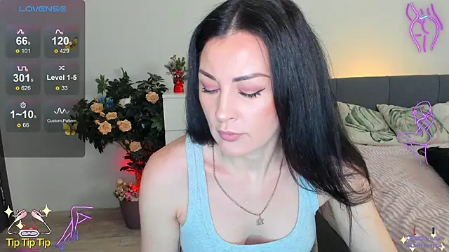 Snapshot of KerryCandy_Girl chatting on 11/30/25, 08:37 KerryCandy Girl online show from 11/30/25, 08:37