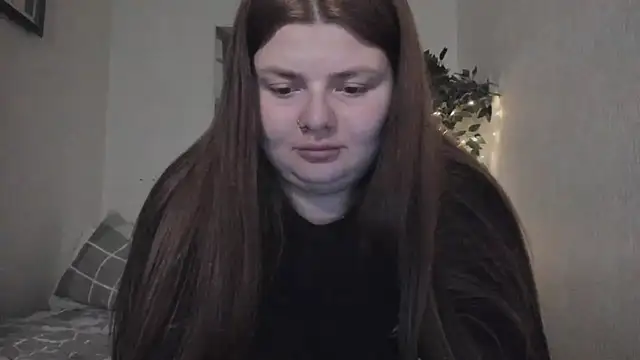 Snapshot of Eva_Shameless chatting on 02/16/25, 08:33 Eva Shameless online show from 02/16/25, 08:33