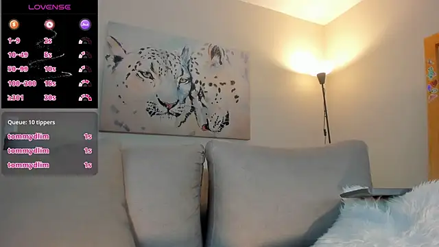 BrennaWalker online show from 12/19/25, 10:06