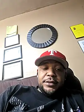 Snapshot of Oakcliffjacker chatting on 10/04/25, 07:59 Oakcliffjacker online show from 10/04/25, 07:59