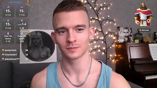 Snapshot of Marvelboy_ chatting on 02/06/25, 12:04 Marvelboy online show from 02/06/25, 12:04