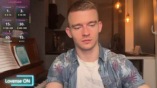 Marvelboy  online show from 11/09/25, 02:21