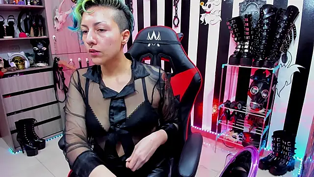 Mistress Yelena online show from 02/10/25, 10:51