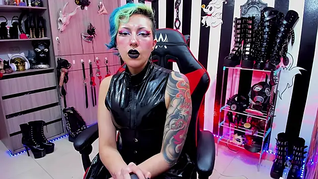 Mistress Yelena online show from 02/17/25, 10:27