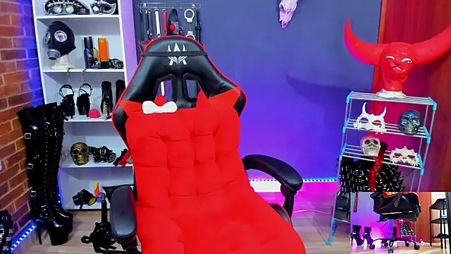 Mistress Yelena online show from 03/05/26, 01:02