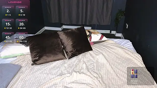 SuchArt  online show from 09/28/25, 03:30