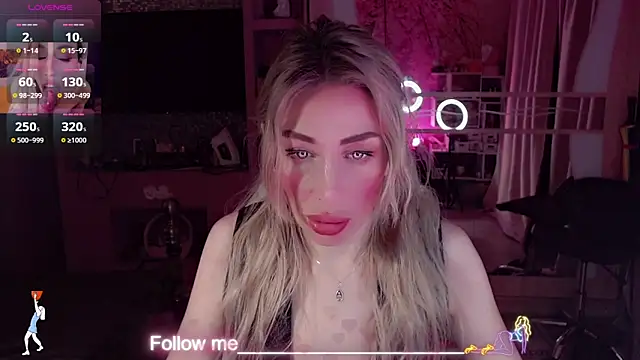 AnnieGOld  online show from 04/11/26, 10:57