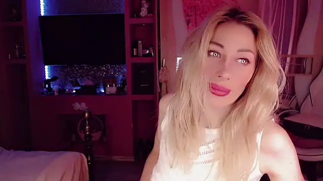 AnnieGOld  online show from 11/15/25, 11:31