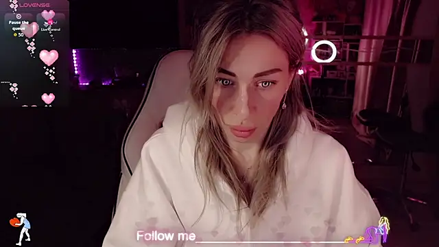 AnnieGOld  online show from 02/28/26, 11:37