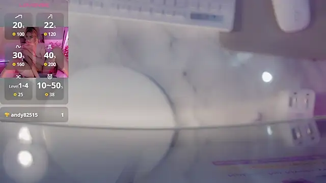 AnnieGOld  online show from 12/21/25, 06:20