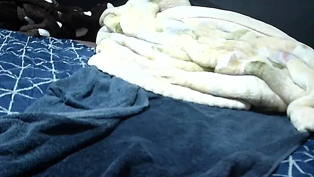 smalldick3280 online show from 02/23/25, 11:44