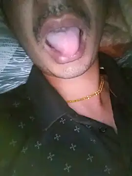 dreamtoungelick69 online show from 03/18/25, 09:53