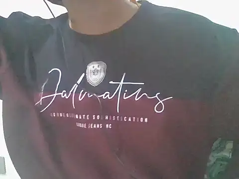 dreamtoungelick69 online show from 11/03/25, 04:21