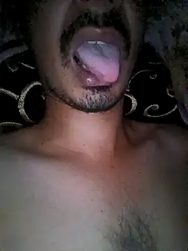 dreamtoungelick69 online show from 10/22/25, 01:16