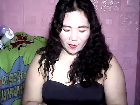 hotpusie 4u online show from 11/13/25, 06:23